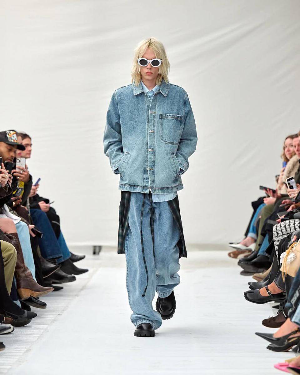 ALIS A/W 2025-26 di Copenhagen Fashion Week (instagram.com/alis_dk)