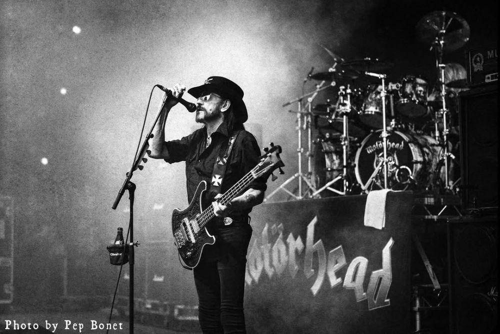 Foto Lemmy Kilmister dari grup musik Motorhead by Pep Bonet