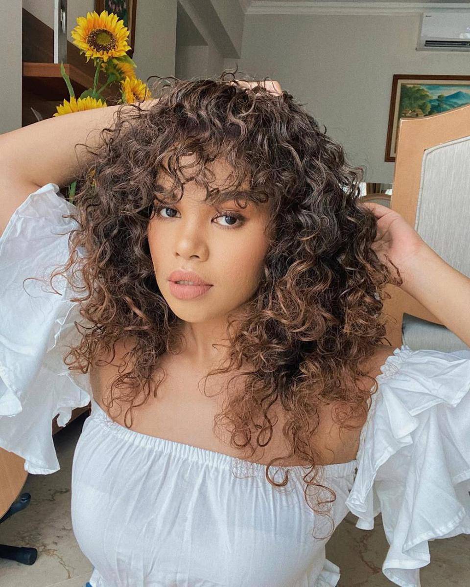 gaya makeup natural ala Lifni Sanders (instagram.com/lifnisanders)