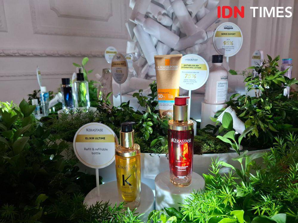 potret Exhibition Perjalanan 45 Tahun L'Oréal Indonesia di The Tribrata Dharmawangsa, Jakarta, pada Kamis (6/2/2025). (IDN Times/Adyaning Raras)