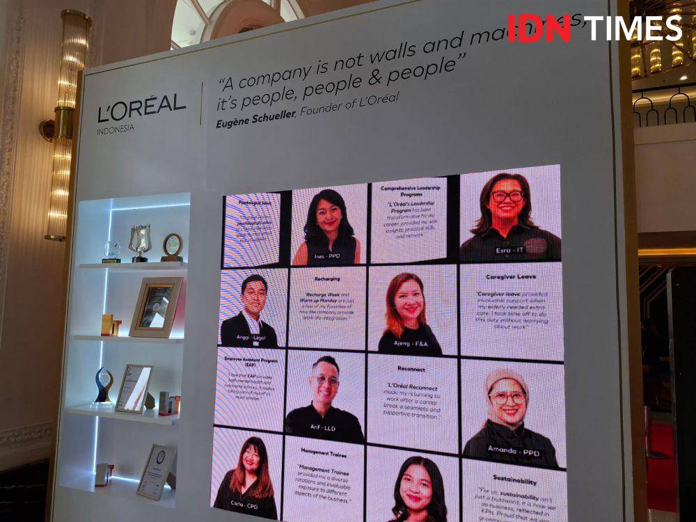 potret Exhibition Perjalanan 45 Tahun L'Oréal Indonesia di The Tribrata Dharmawangsa, Jakarta, pada Kamis (6/2/2025). (IDN Times/Adyaning Raras)
