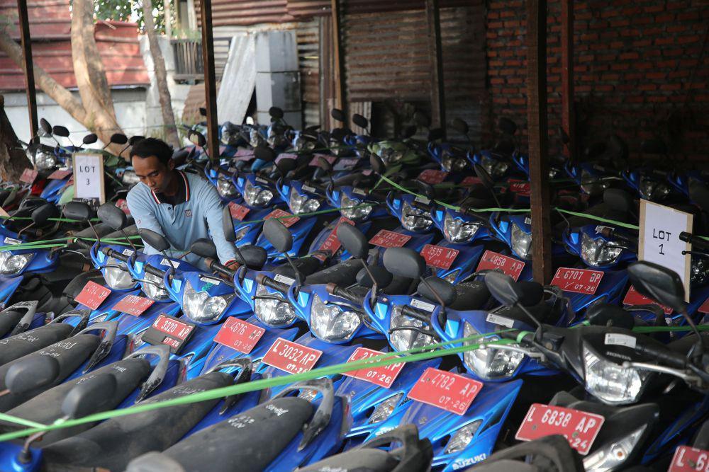 74 Unit Kendaraan Pemkot Surabaya Dilelang, Harga Mulai Rp500 Ribu
