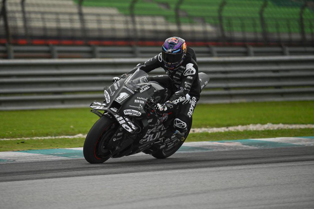 Jorge Martin saat menjalani tes pramusim MotoGP 2025 di Sepang, Malaysia . (lulop.com/ Aprilia Racing)