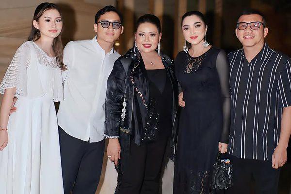 potret ulang tahun ibunda Sarah Menzel (instagram.com/ashanty_ash)