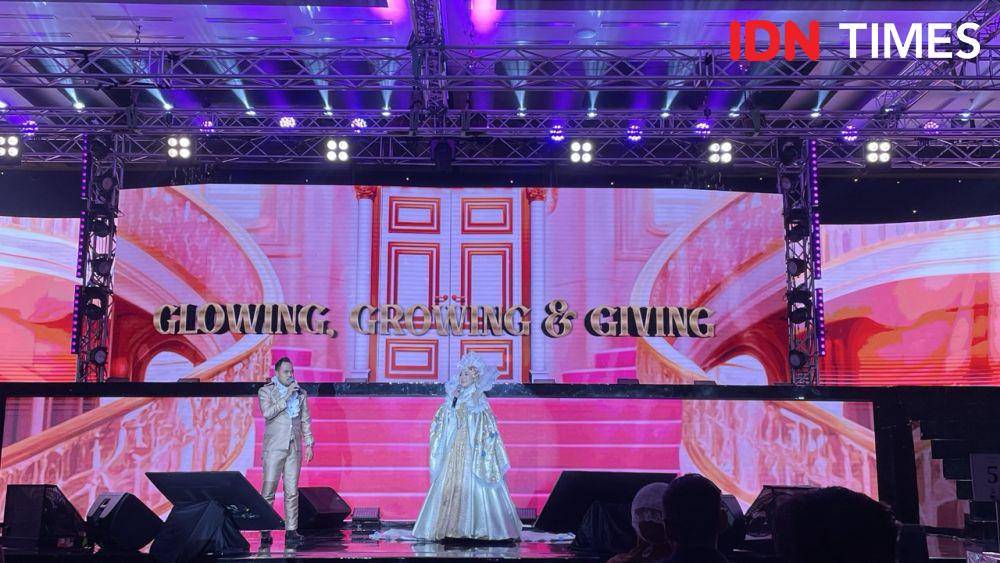 MS Glow menggelar perayaan 8th anniversary pada Sabtu (8/2/25). (IDN Times/Dina Salma)