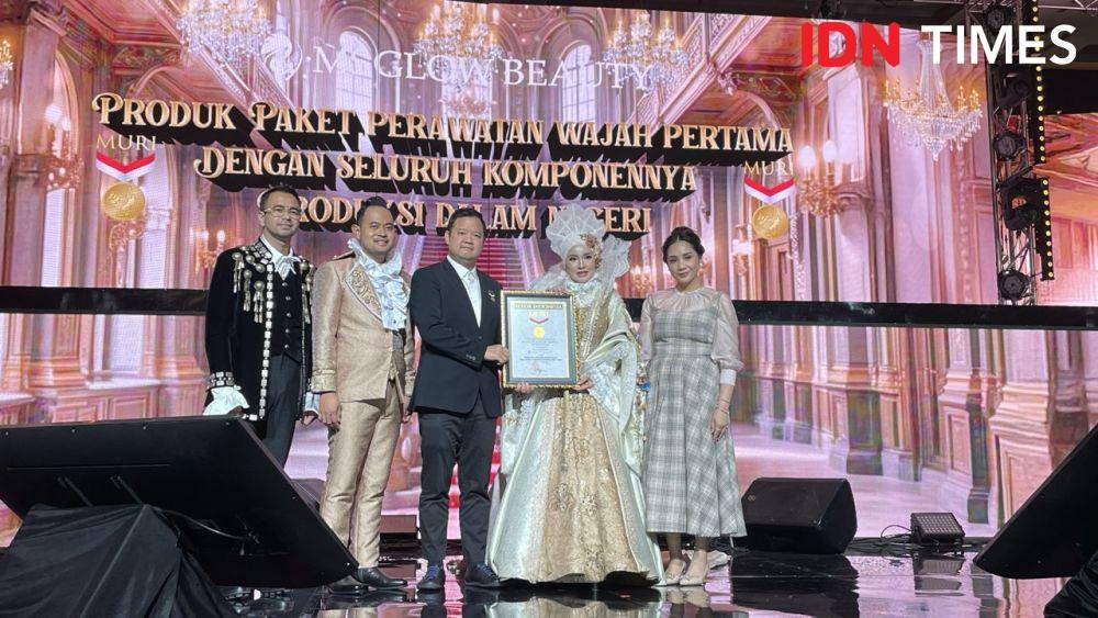 MS Glow menggelar perayaan 8th anniversary pada Sabtu (8/2/25). (IDN Times/Dina Salma)