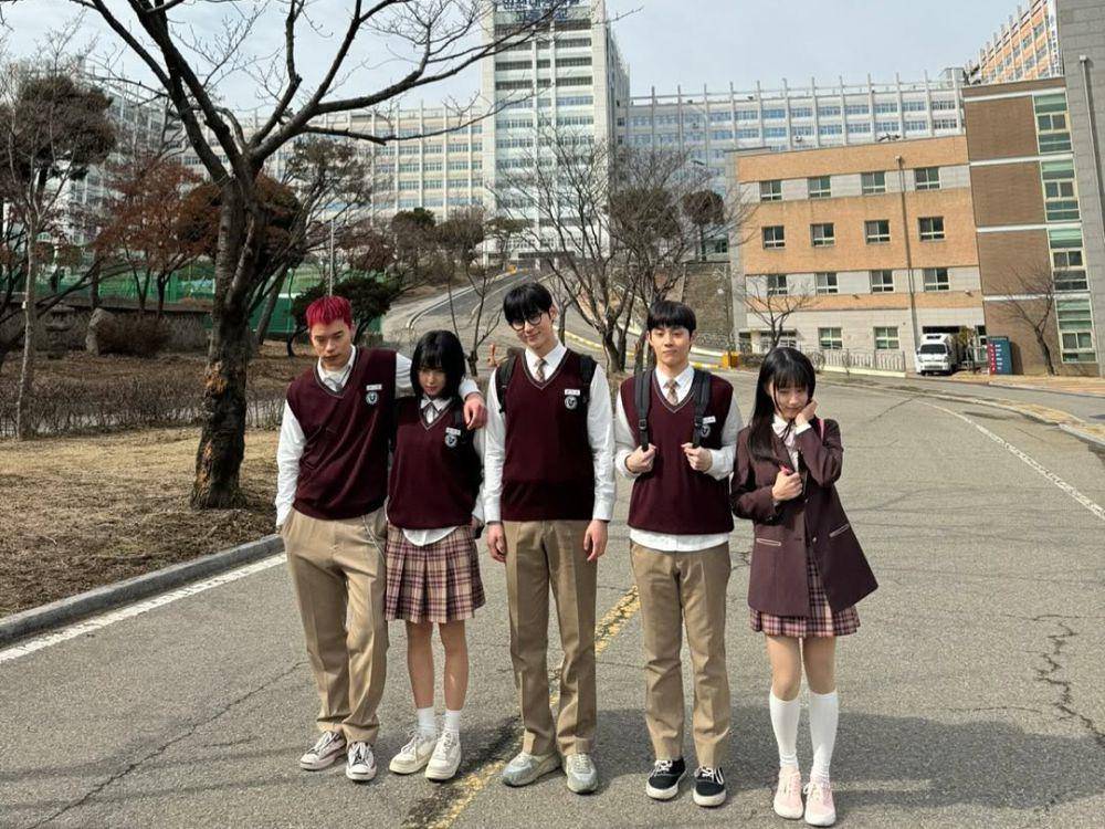 still cut drama Korea Study Group (instagram.com/xinsooo)
