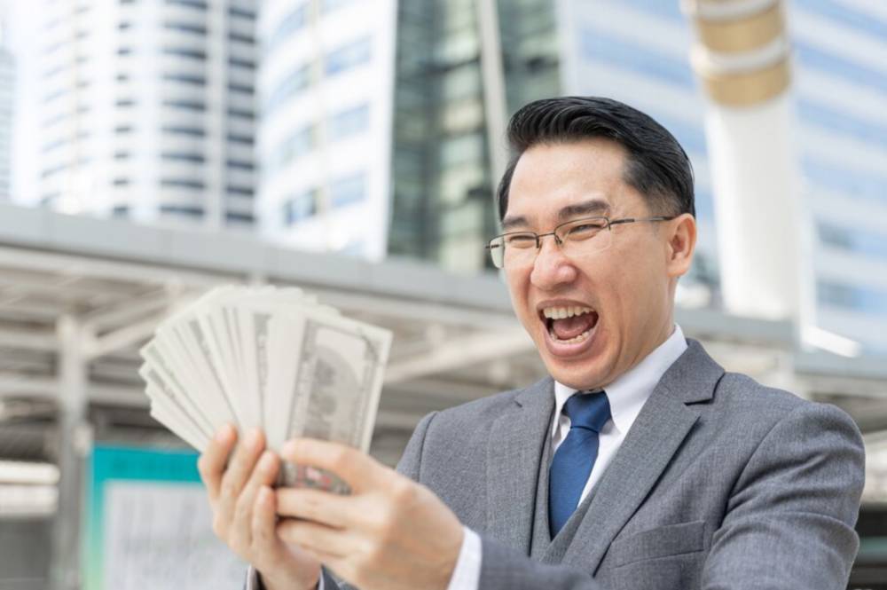 ilustrasi kebiasaan finansial (freepik.com/jcomp)