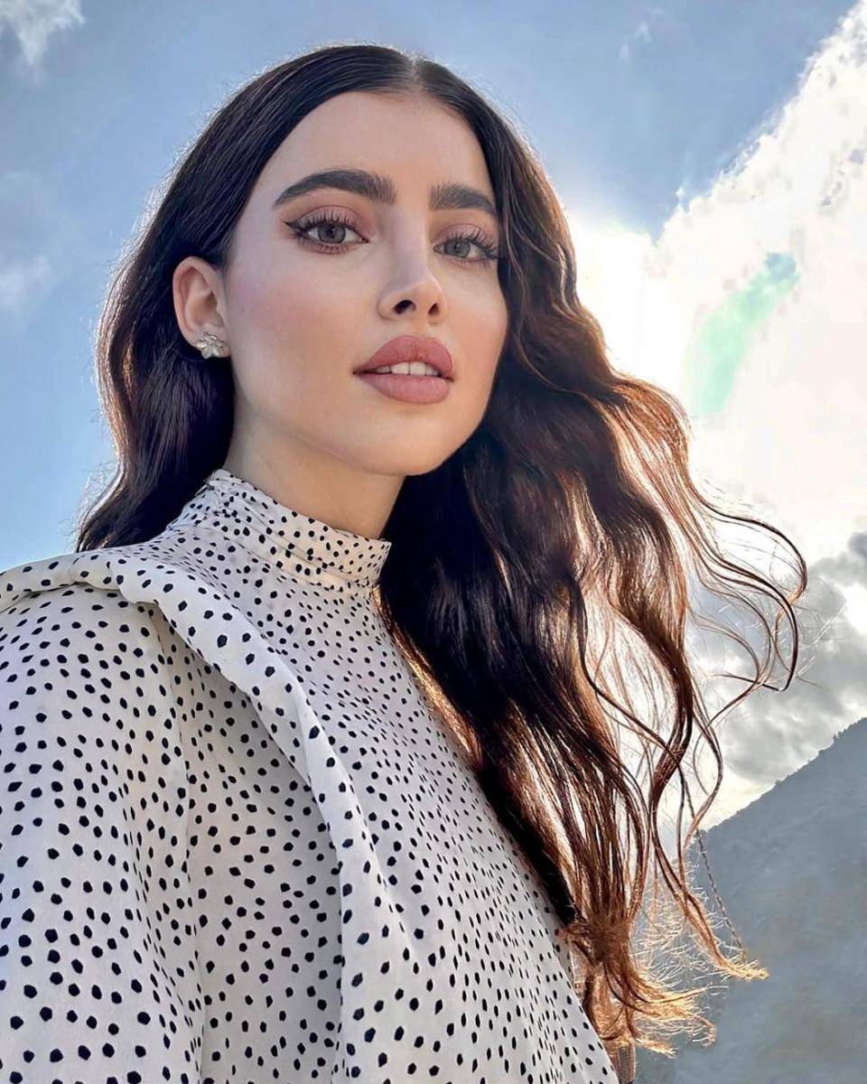 Potret Miss Cosmo Yunani 2025, Ioanna Sarantopoulou (instagram.com/ioanna.sara)