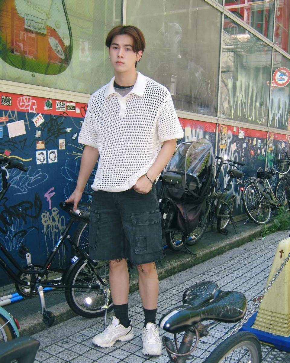 earth tone outfit ala Cooper Patpasit (instagram.com/cooper_patpasit)