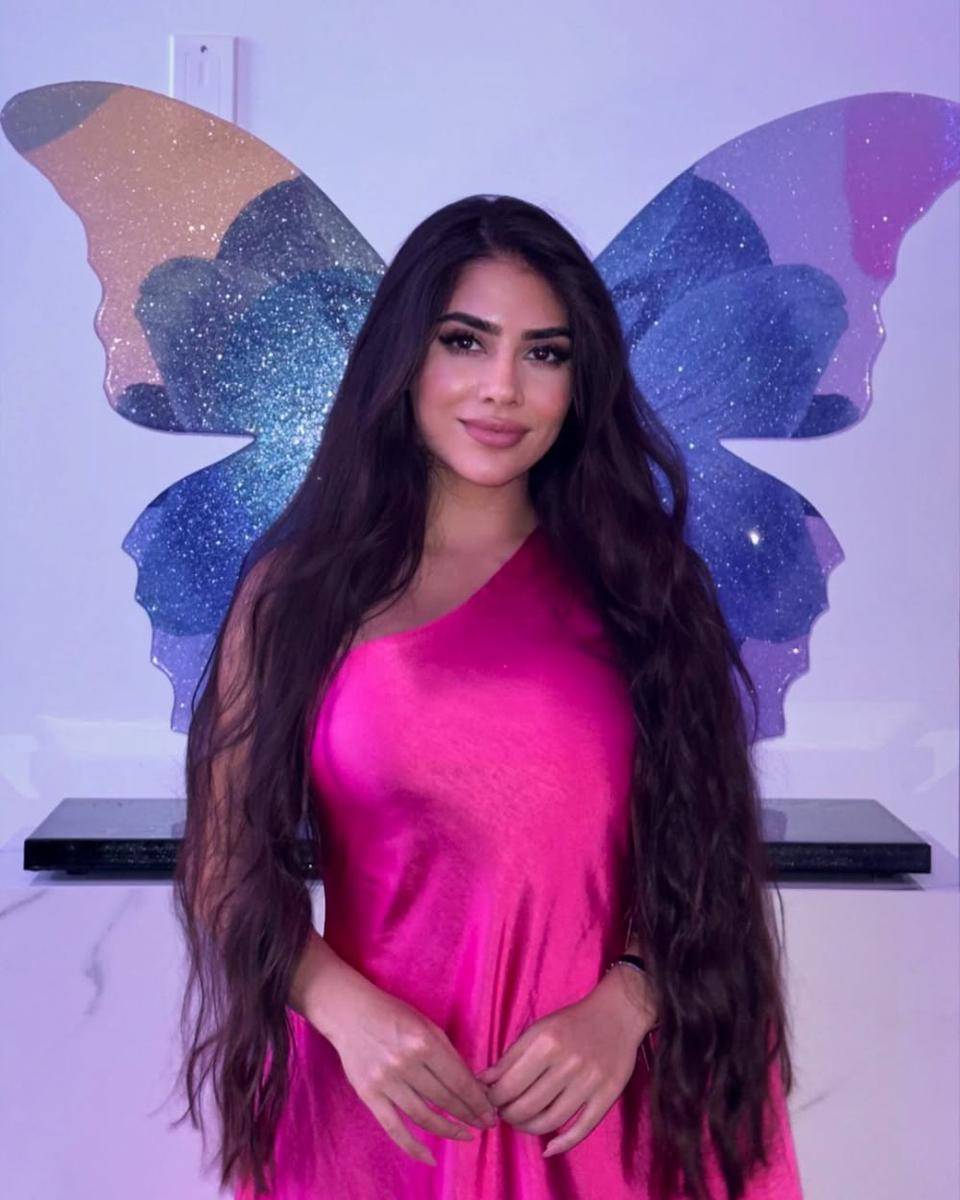Potret Miss Global Persia 2025, Helia Jalilnezhad (instagram.com/helia_jalilnezhad)