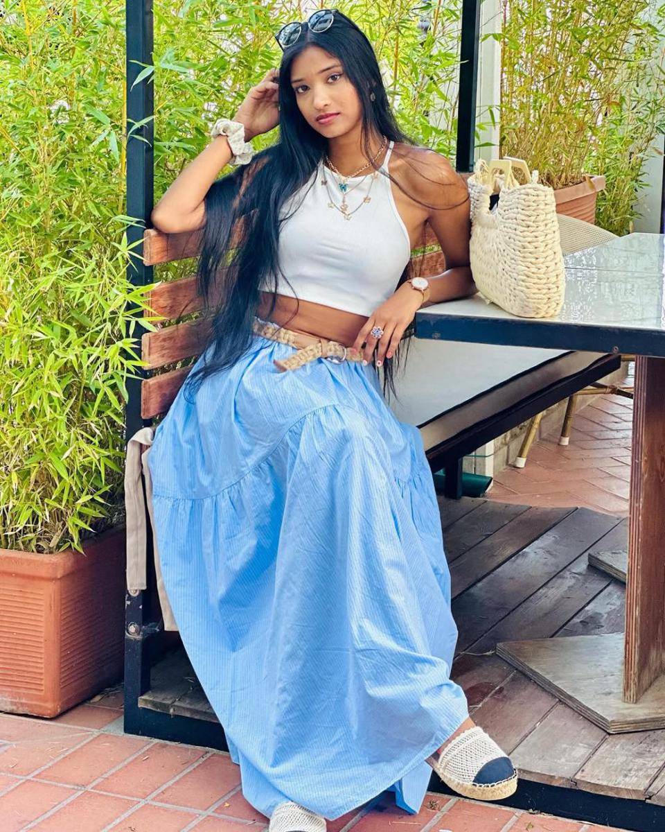 Potret Miss Global Sri Lanka 2025, Nipunika Sanduni (instagram.com/sandy_fernandz10)