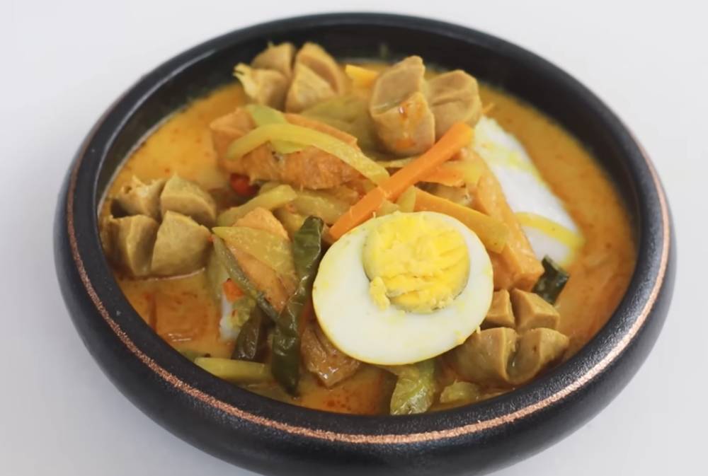 Ilustrasi lontong sayur (youtube.com/ Devina Hermawan)
