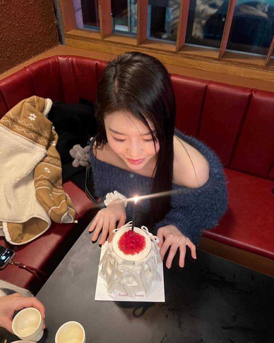 potret terbaru Cho Hye Jung (instagram.com/haejung_c)