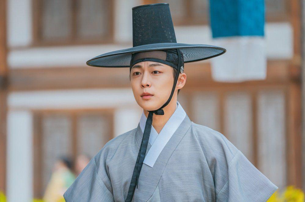 7 Hal Dilepas Lee Eun Ho demi Hong Deok Su di Check in Hanyang