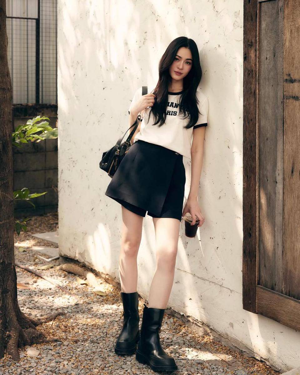 potret ide OOTD hangout yang casual look ala Lingling Kwong (instagram.com/linglingkwong)