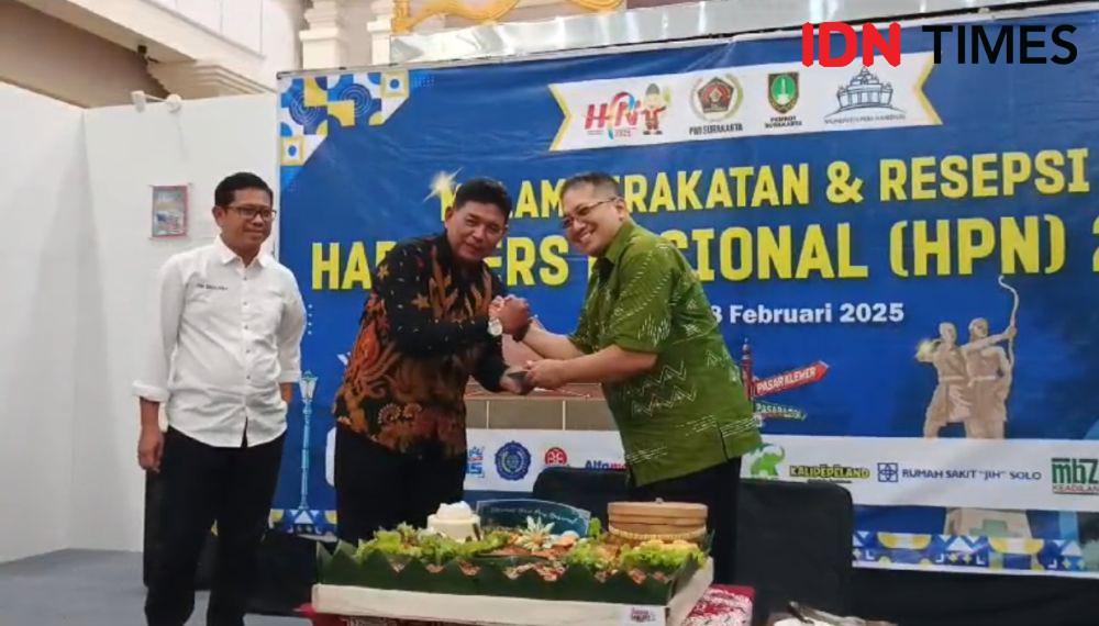 Peringati HPN ke-79, PWI Solo Gelar Malam Tirakatan di Monumen Pers