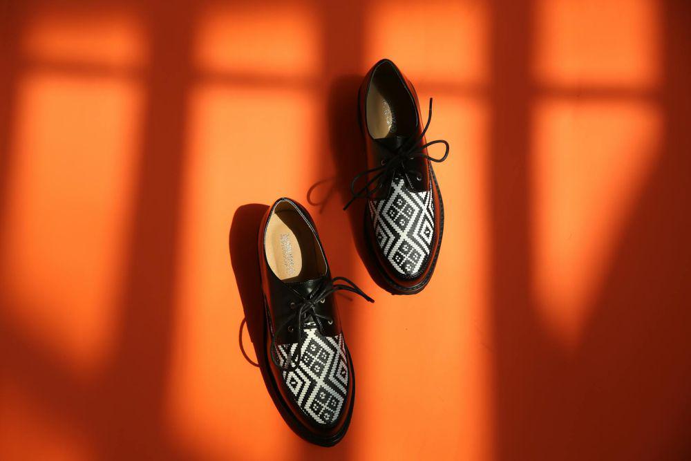 6 Cara Mudah Rawat Sepatu Pria agar Tahan Lama dan Tetap Elegan