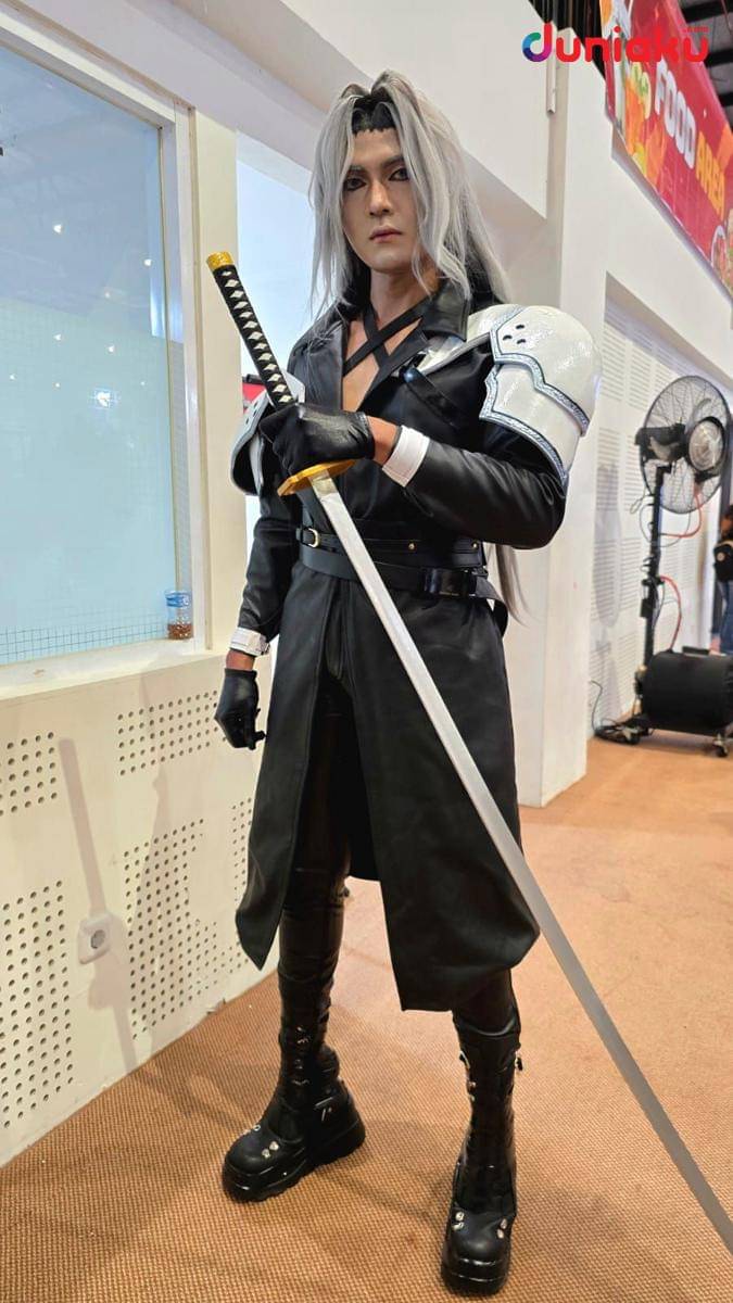 Cosplayer: hafiali (instagram.com/hafialiaf), Fotografer: Fahrul Nurullah. (duniaku.idntimes.com/fahrul-razi)