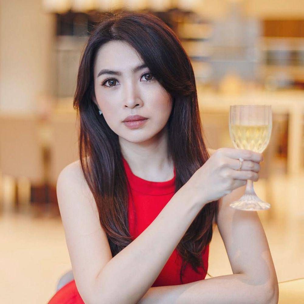 Gaya makeup Lina Priscilla (instagram.com/linapriscilla)