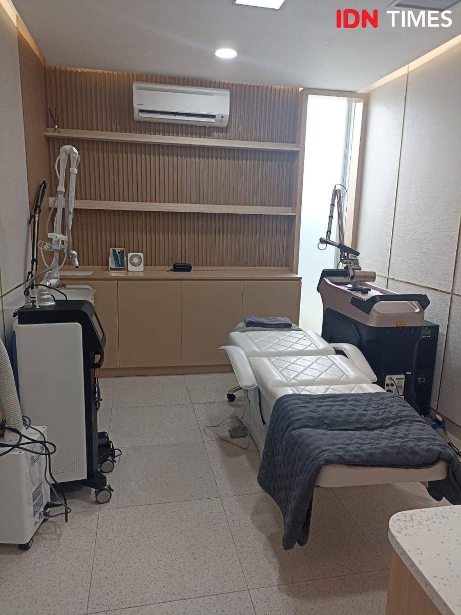 Potret Klinik Utama Tivaza Jakarta. 8 Februari 2025. (IDN Times/M. Tarmizi Murdianto)