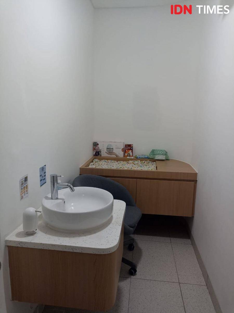 Potret Klinik Utama Tivaza Jakarta. 8 Februari 2025. (IDN Times/M. Tarmizi Murdianto)