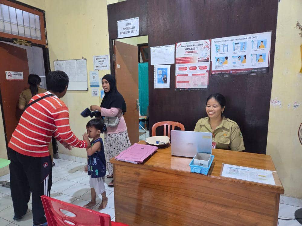 Program pemeriksaan kesehatan gratis di Tabanan (IDN Times/Wira Sanjiwani)