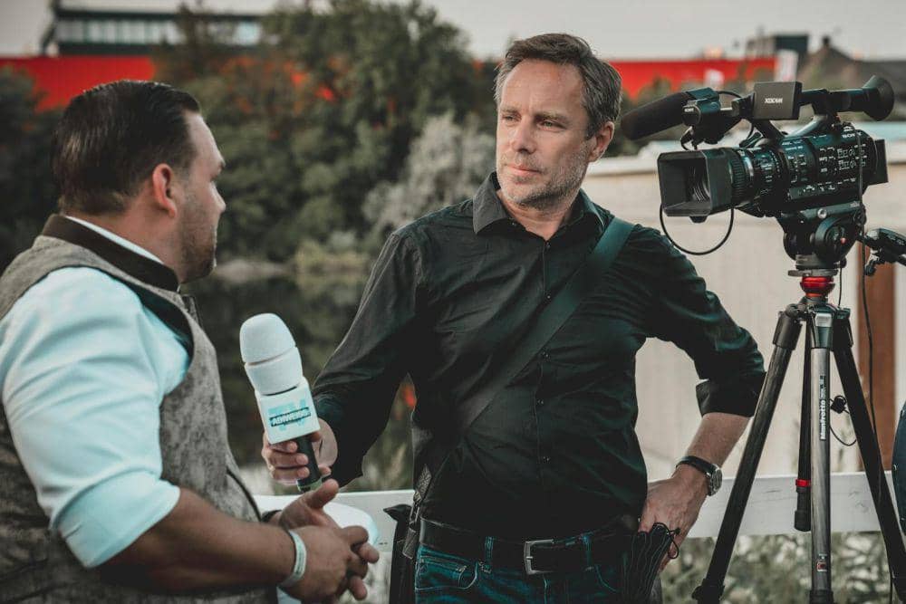 ilustrasi jurnalis (pixabay.com/Mido Makasardi ©️)