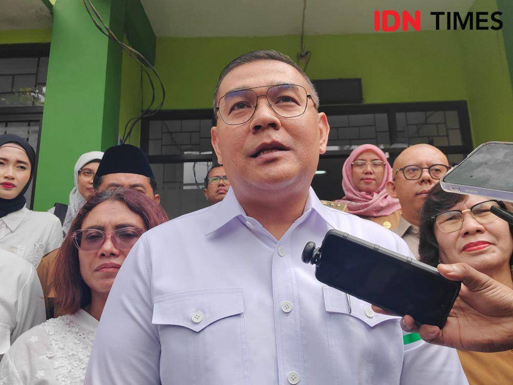 Wamen ATR/Waka BPN, Ossy Dermawan di Bekasi. (IDN Times/Imam Faishal)