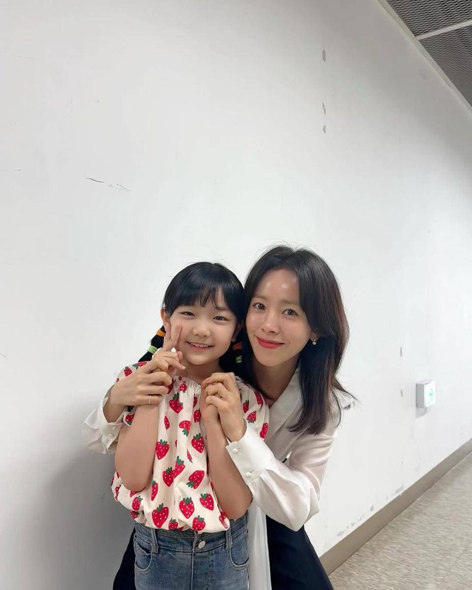 momen akrab Han Ji Min dan Ki So Yu (instagram.com/roma.emo)