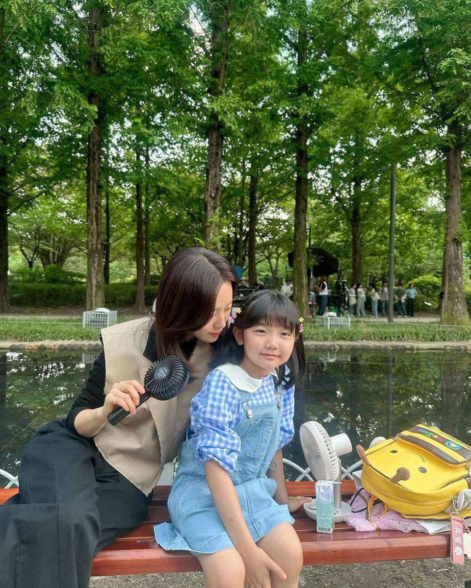 momen akrab Han Ji Min dan Ki So Yu (instagram.com/roma.emo)