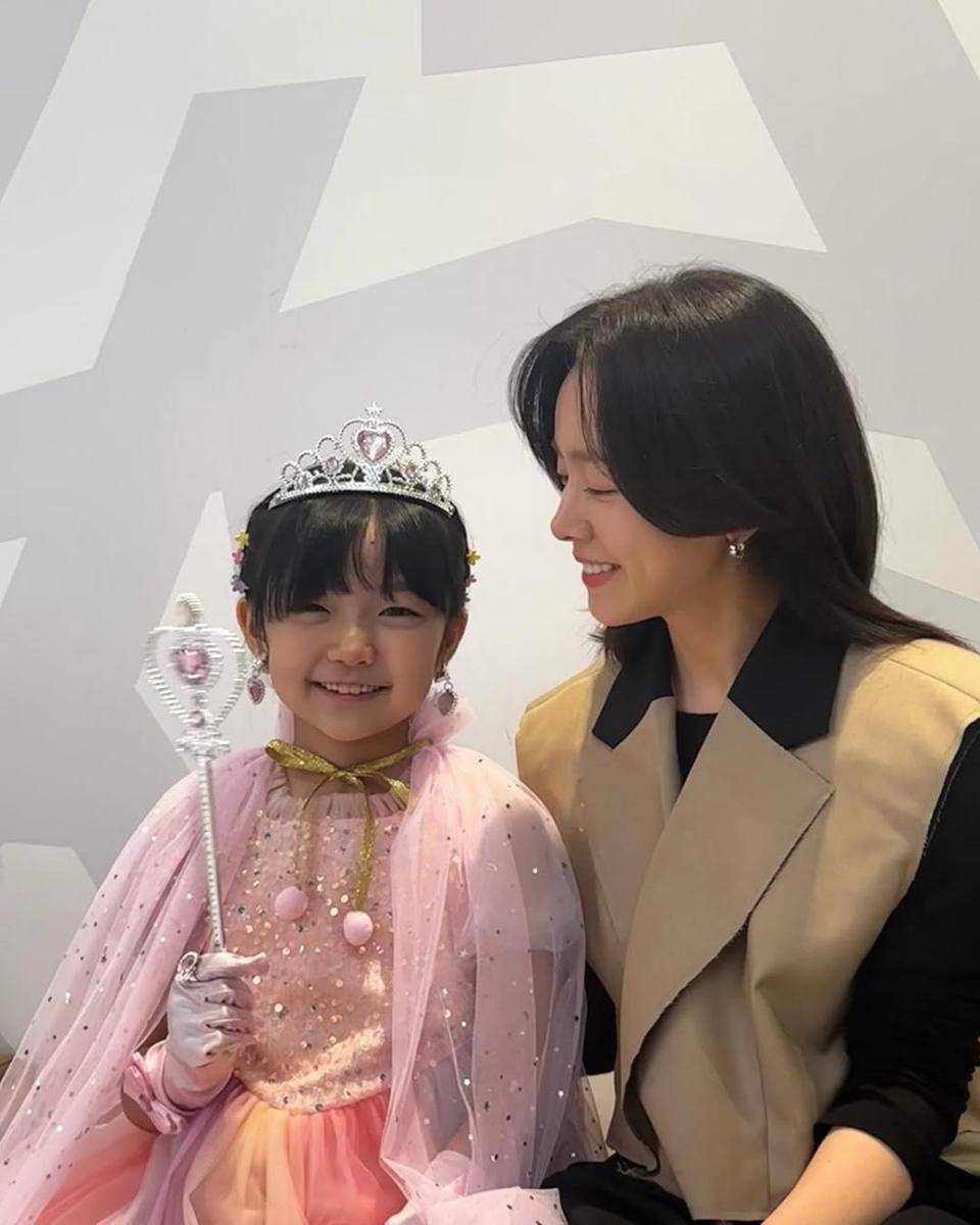 momen akrab Han Ji Min dan Ki So Yu (instagram.com/roma.emo)