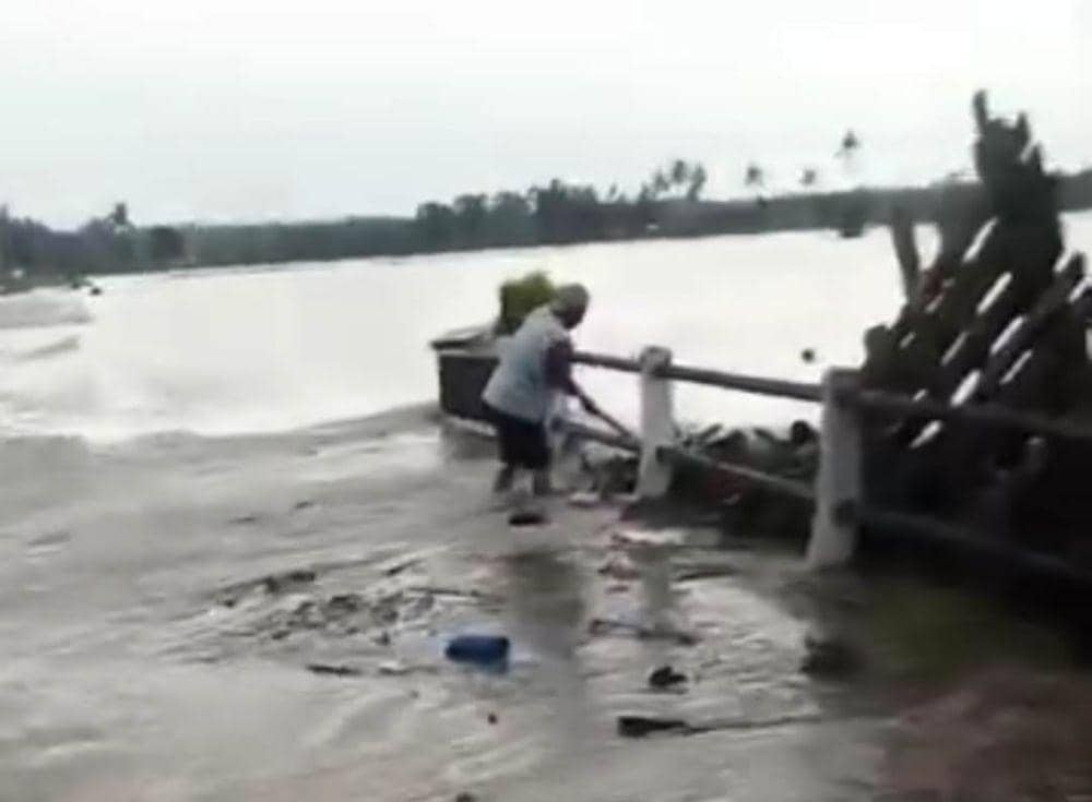 Banjir hebat melanda wilayah Kecamatan Palas, Lampung Selatan. (IDN Times/Istimewa).