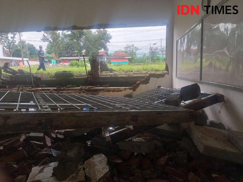 Diterjang Air, Tiga Ruang Kelas MAN 2 Majalengka Jebol