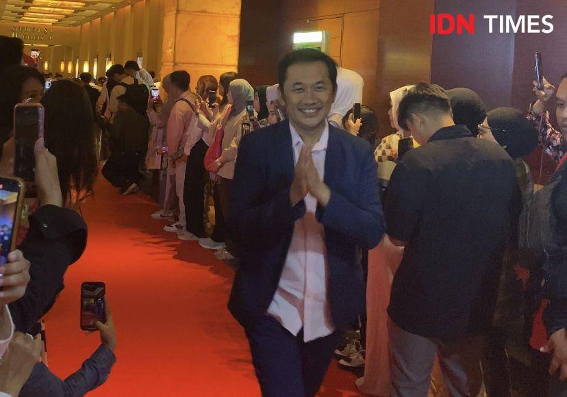 press conference film Cinta Tak Pernah Tepat Waktu di XXI Plaza Senayan, Jakarta, Senin (10/2/2025) (dok. IDN Times/Rani Asnurida)