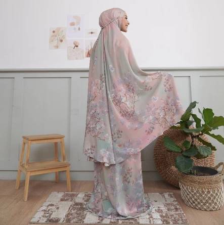 ilustrasi mukena (shopee.co.id/VESELKA Official Shop)