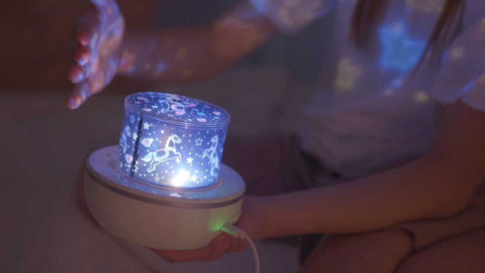 Lampu Tidur (pexels.com/Artem Podrez)