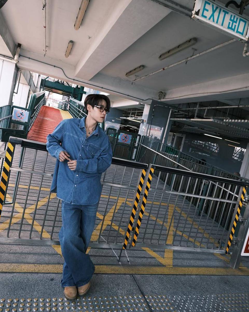 outfit jeans ala Nut Thanat LYKN (instagram.com/nnutdan)