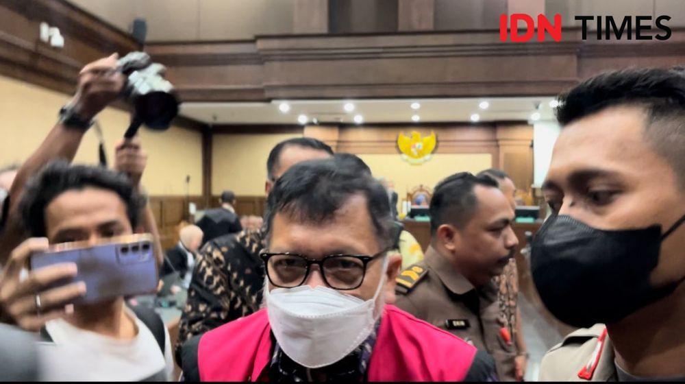 Eks Pejabat MA Zarof Ricar Didakwa Gratifikasi Rp915 M dan 51 Kg Emas
