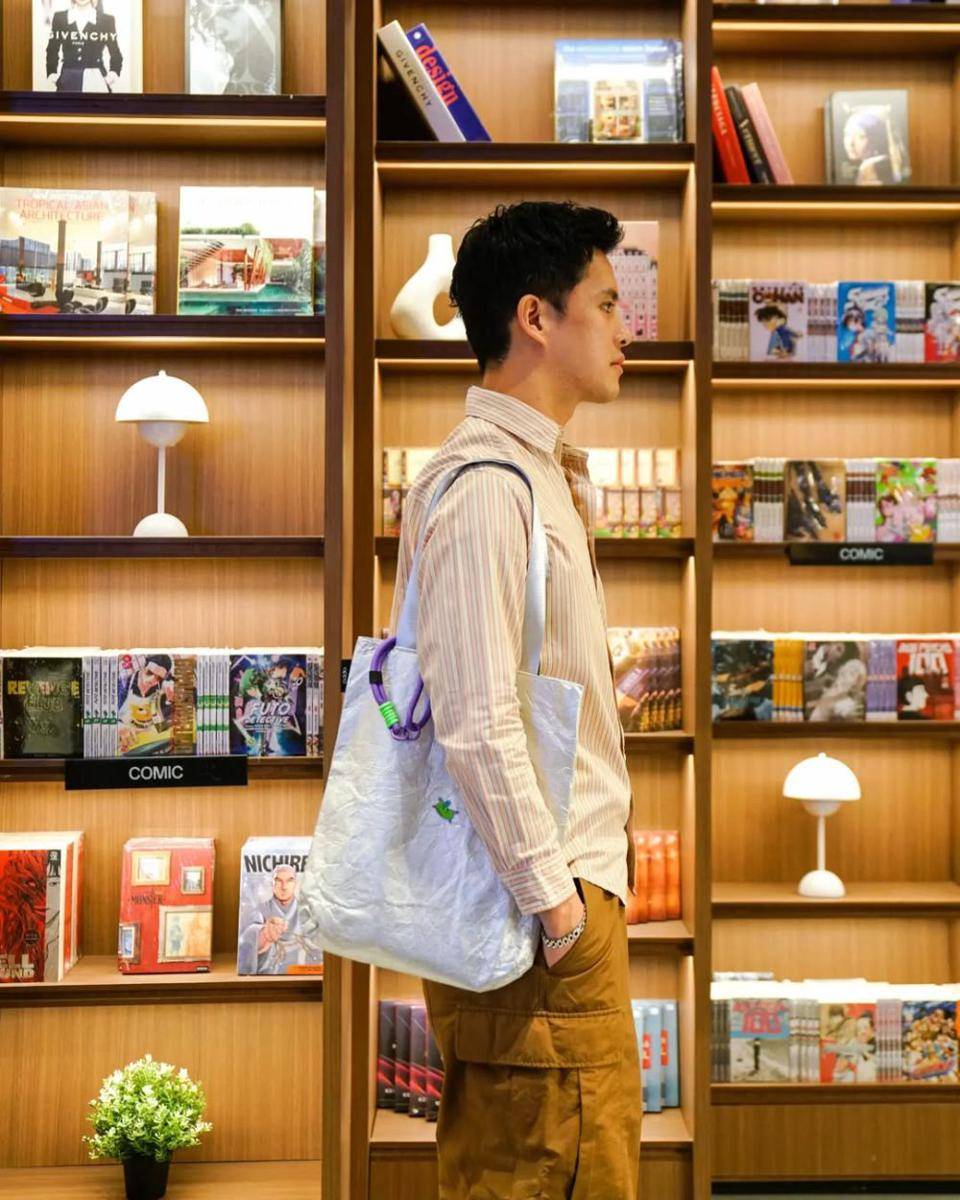 OOTD hangout keren ala Morgan Oey (instagram.com/morganoey)