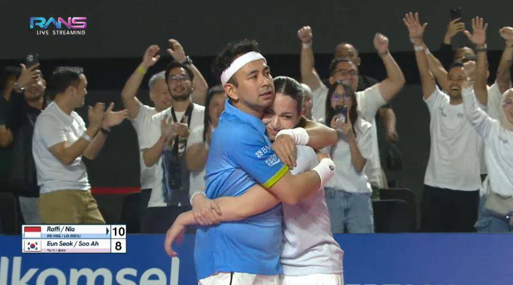 momen emosional Raffi, Nia Ramadhani, dan Nagita saat tenis (youtube.com/Rans Entertainment)