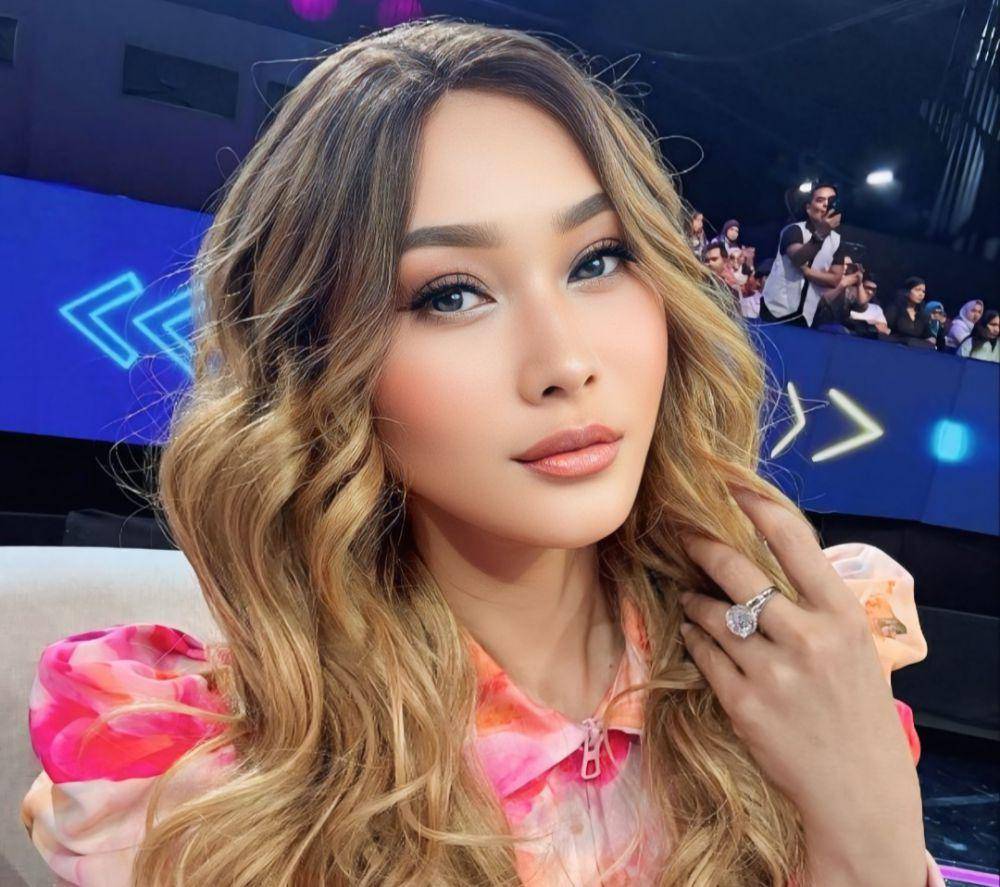 Inul Daratista (instagram.com/inul.d)