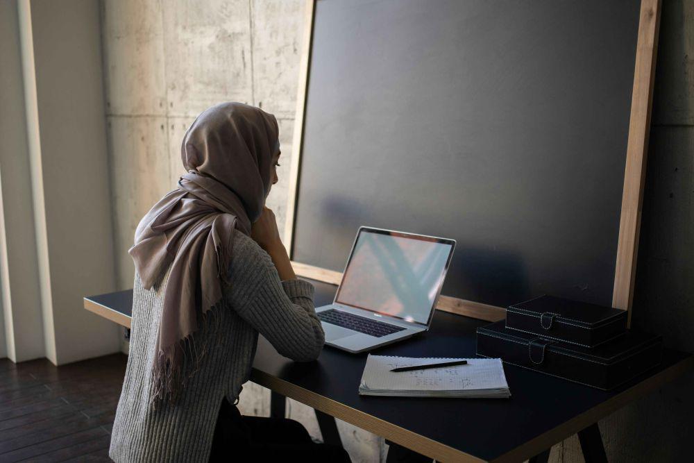 8 Tips Manajemen Waktu buat Mahasiswa Skripsian Sambil Bekerja