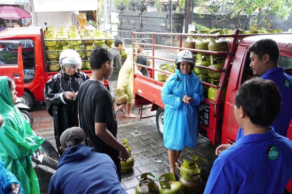 Antrean LPG di Denpasar (Dok.IDN Times/istimewa)