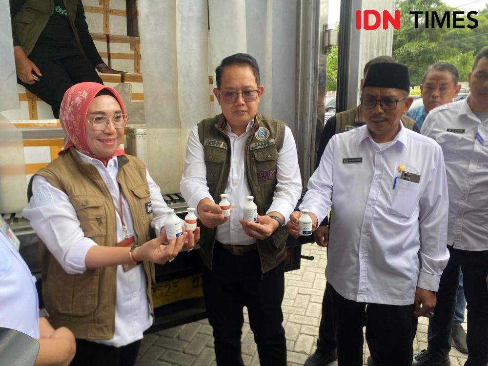 Pemprov Jatim Distribusikan Bantuan 870.000 Dosis Vaksin PMK