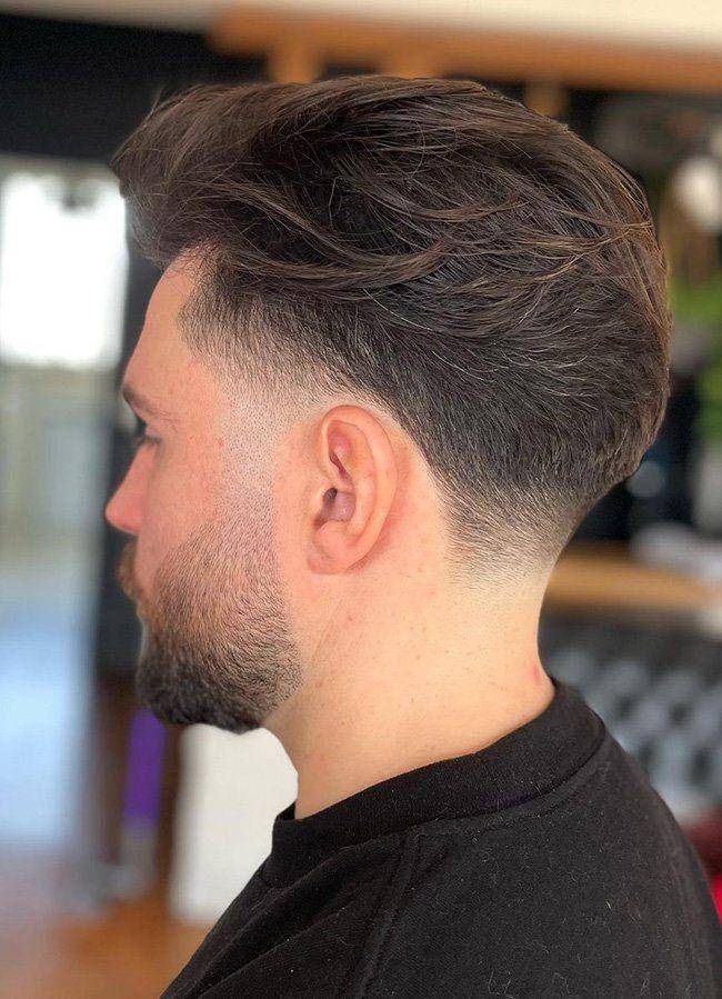 Low fade taper (pinterest.com)