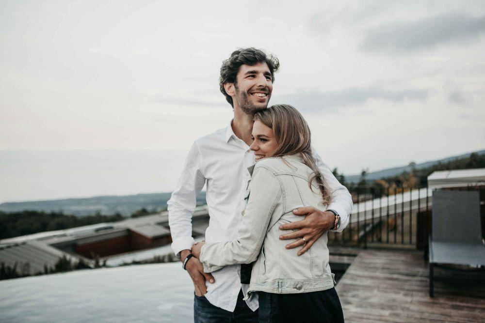 ilustrasi pasangan suami istri (unsplash.com/Candice Picard)
