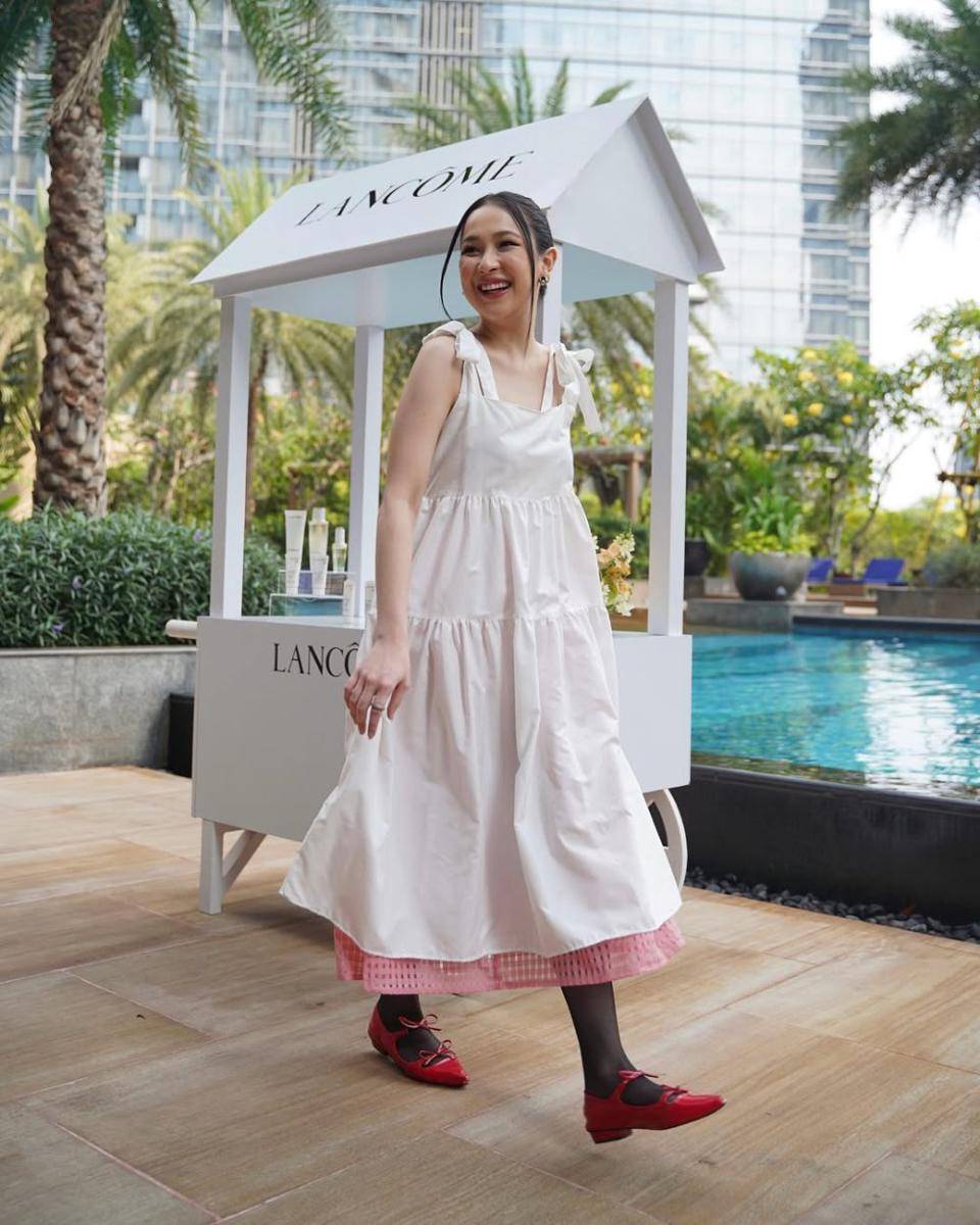 OOTD feminin minimalis untuk rayakan valentine (instagram.com/agthpricilla)