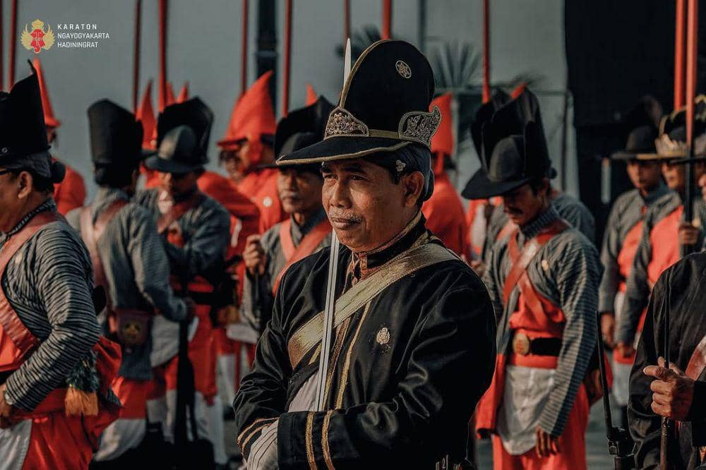 pakaian prajurit Keraton Yogyakarta (instagram.com/kratonjogja)
