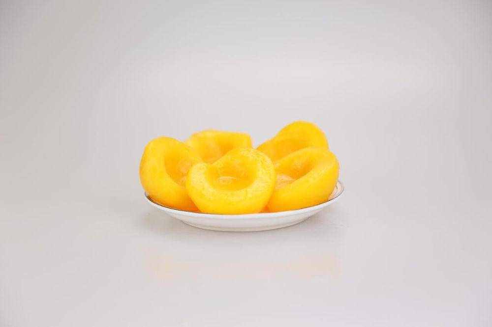 ilustrasi buah kalengan (pixabay.com/dingdang-99)